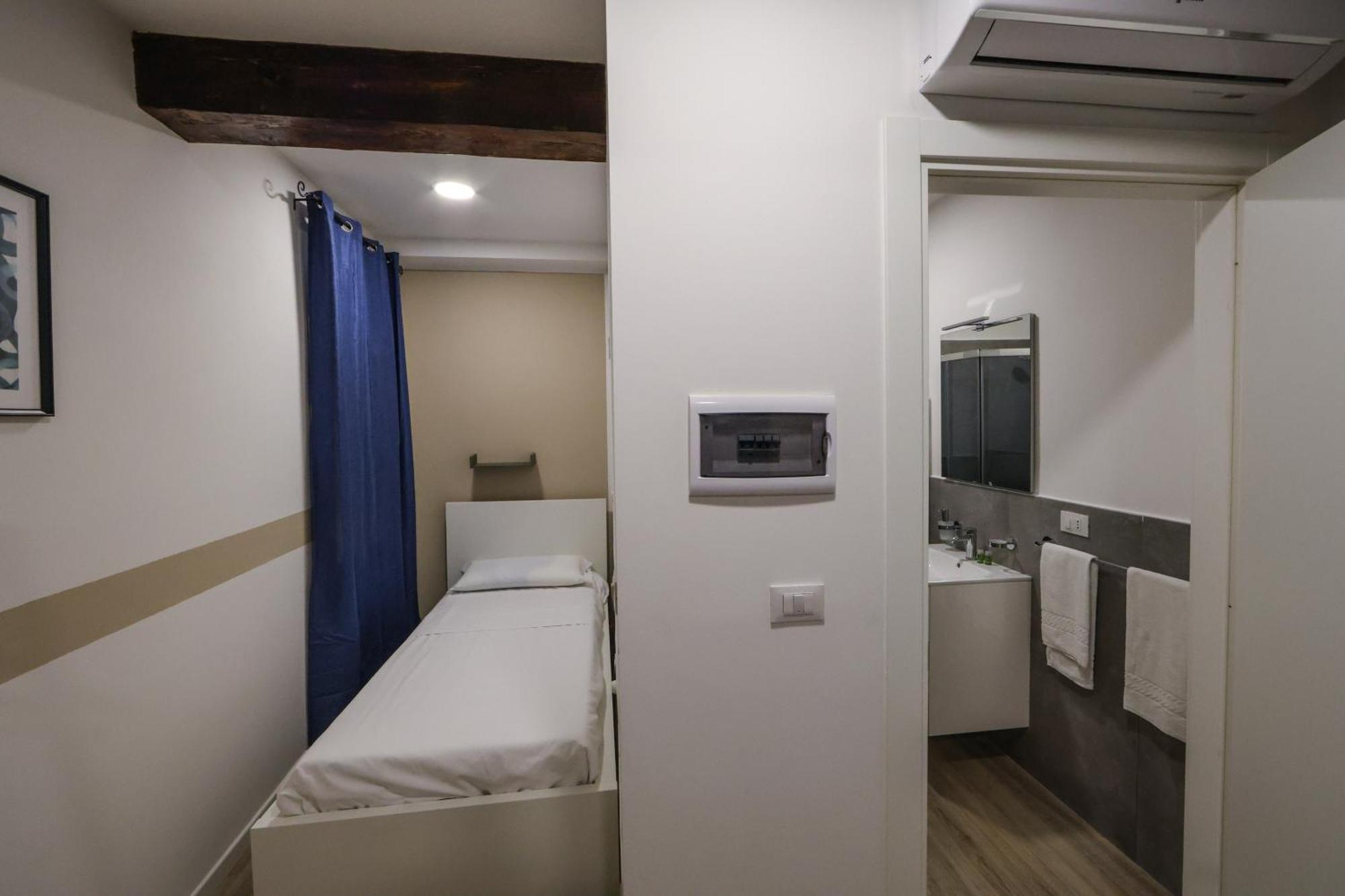 Della Accademia Apartment
