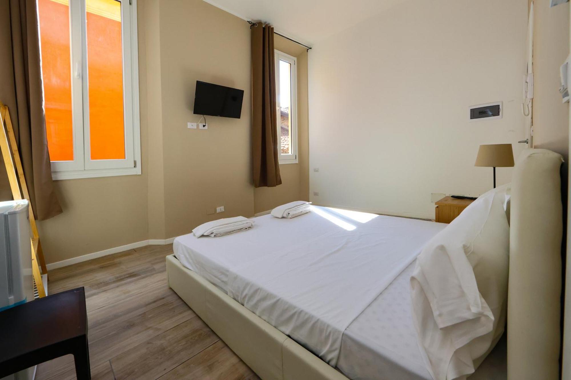 Della Accademia Apartment